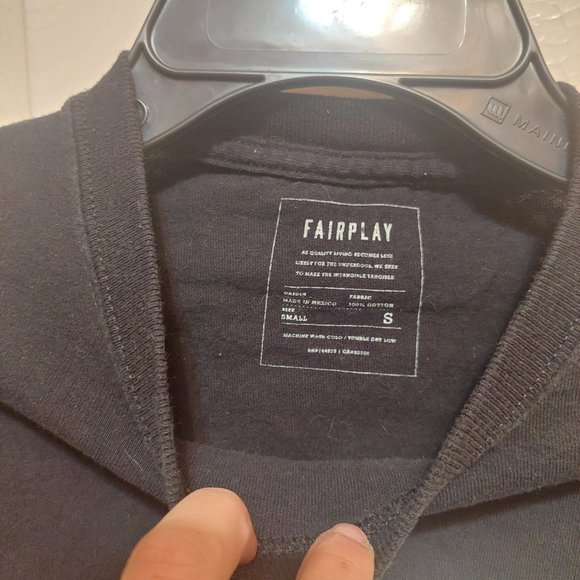 Fairplay black rose t-shirt - Picture 3 of 3